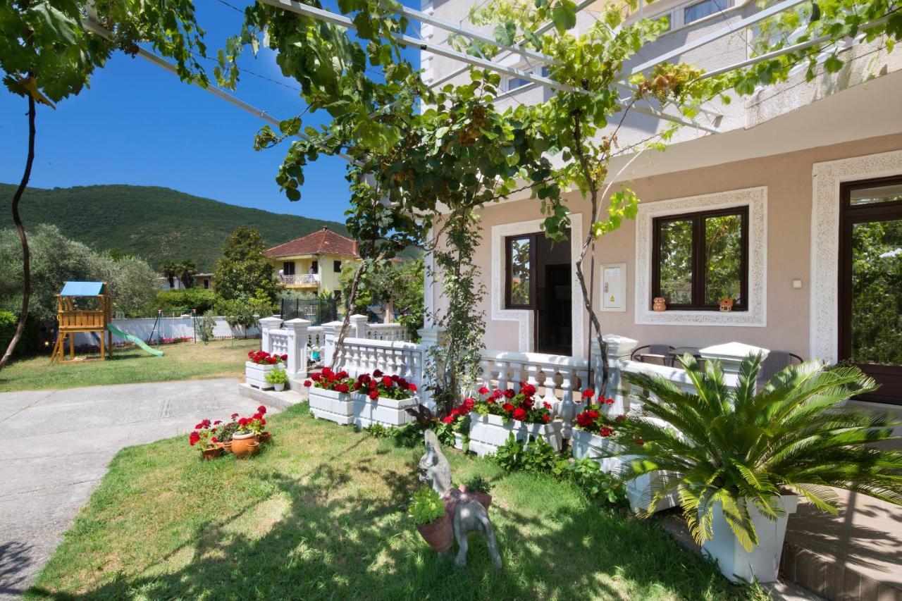 Apartments Al Parma Budva Eksteriør billede
