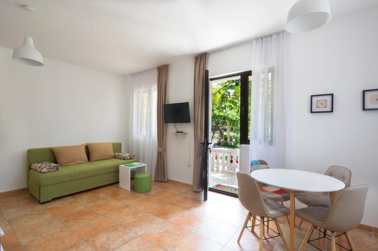 Apartments Al Parma Budva Eksteriør billede