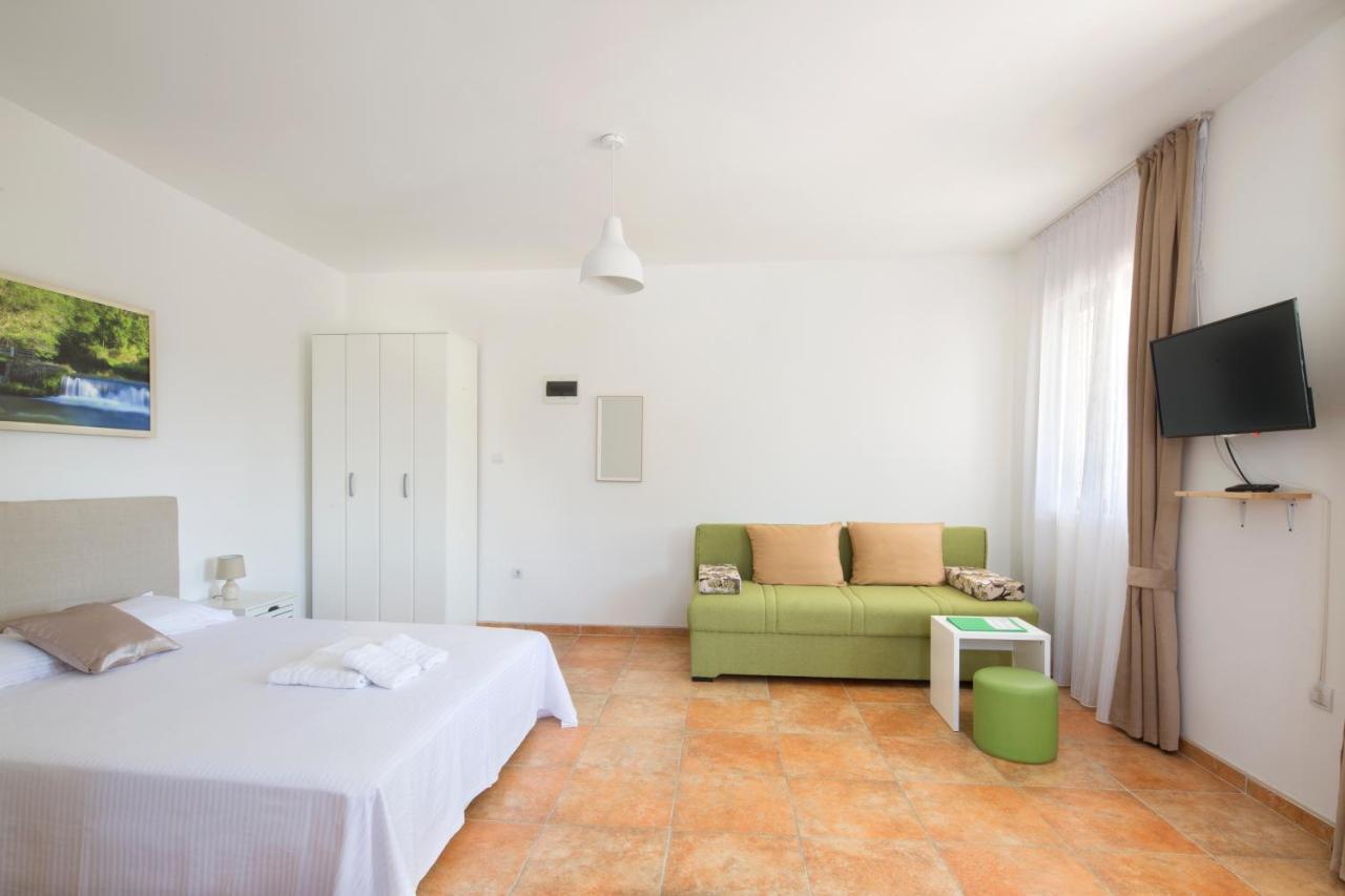 Apartments Al Parma Budva Eksteriør billede