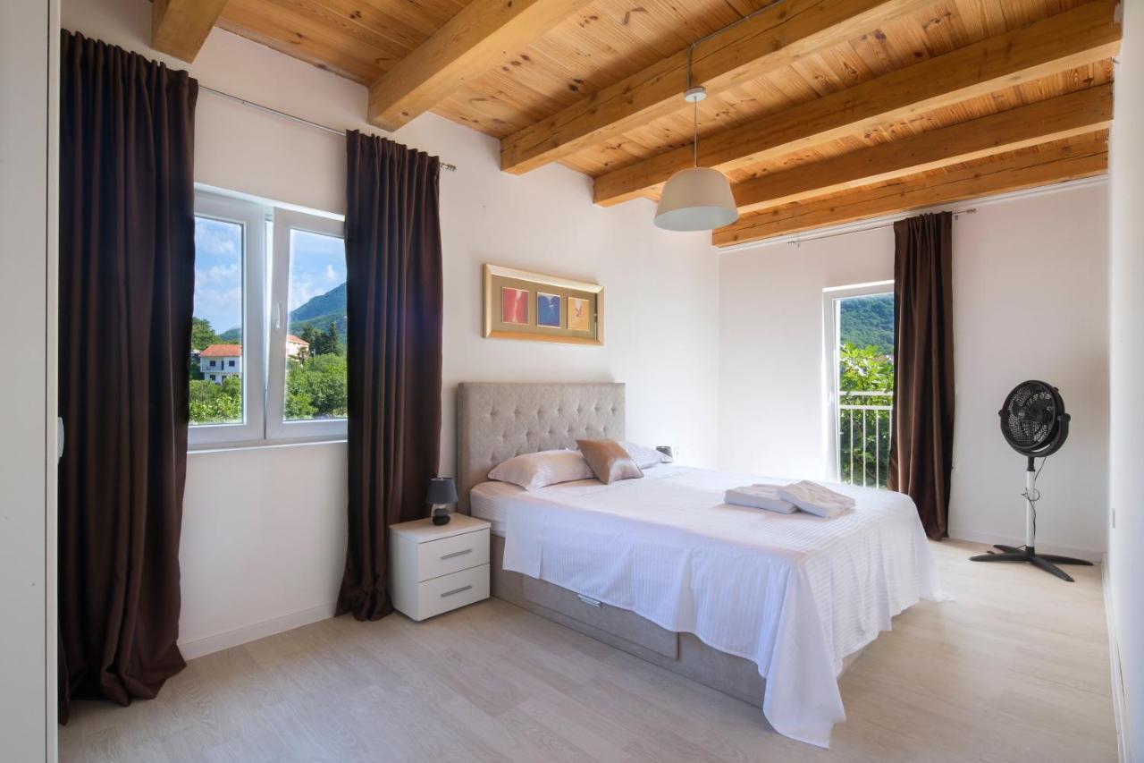 Apartments Al Parma Budva Eksteriør billede