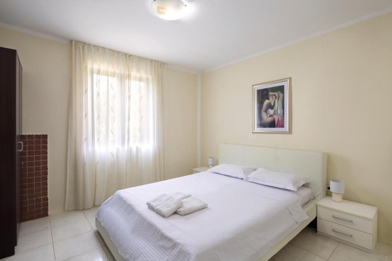 Apartments Al Parma Budva Eksteriør billede